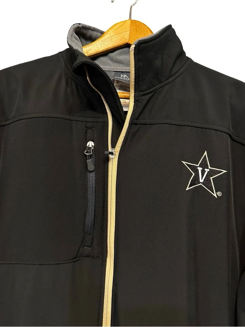 Knights Apparel Black Vanderbilt Commodores Full Zip Jacket Large Embroidered